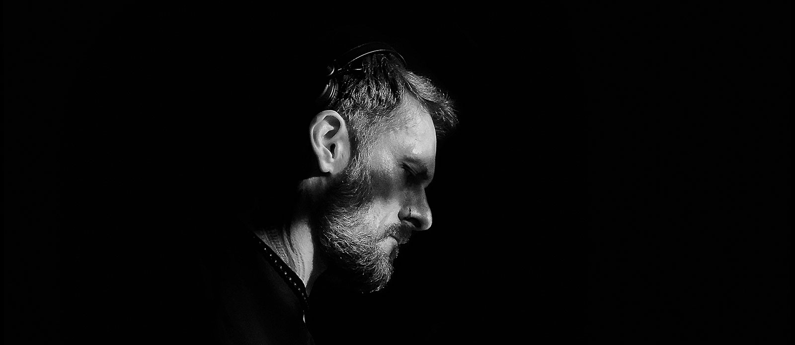 THE DRIVER – ELECTROPICALES